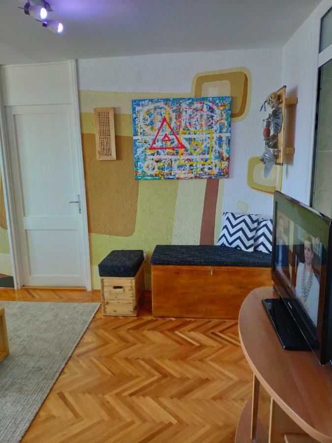Apartman La Siesta Bar Exteriör bild