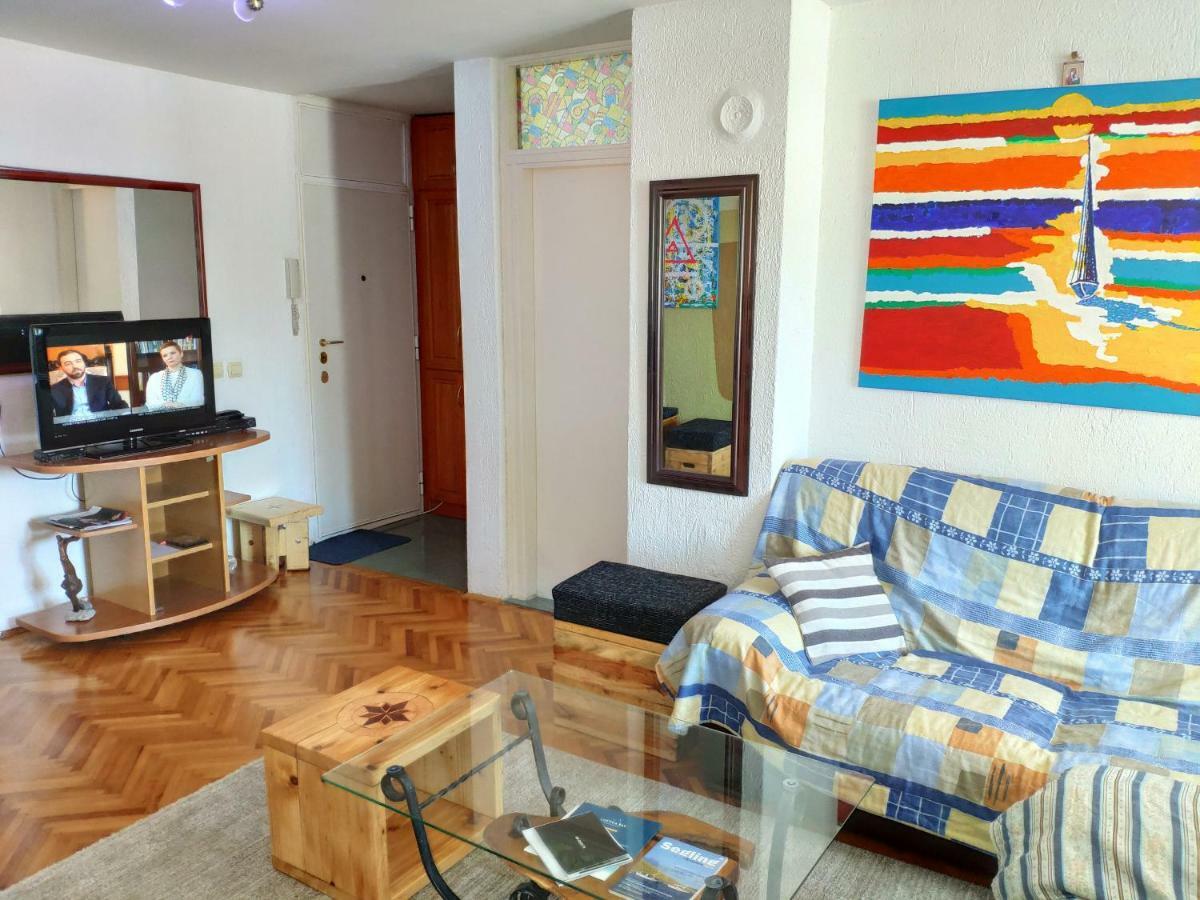 Apartman La Siesta Bar Exteriör bild