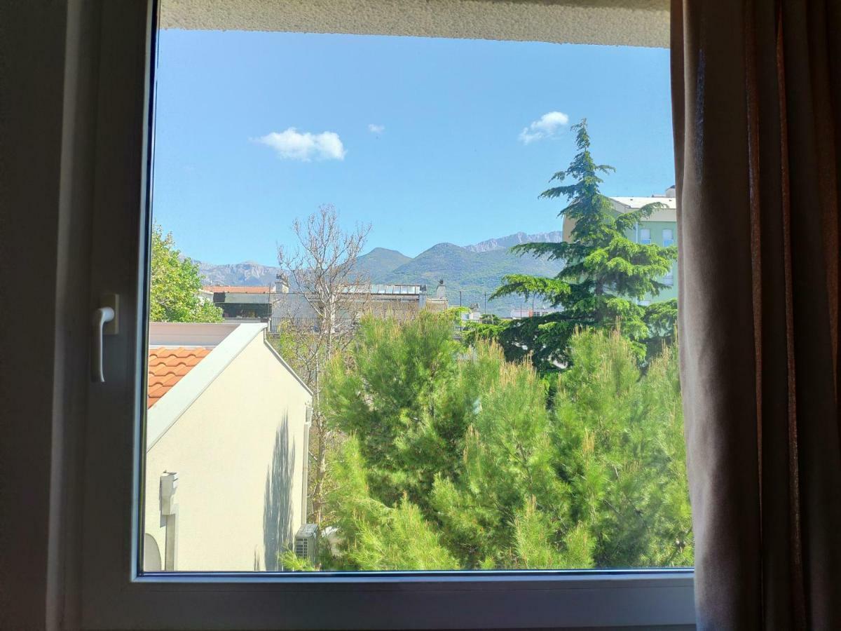 Apartman La Siesta Bar Exteriör bild